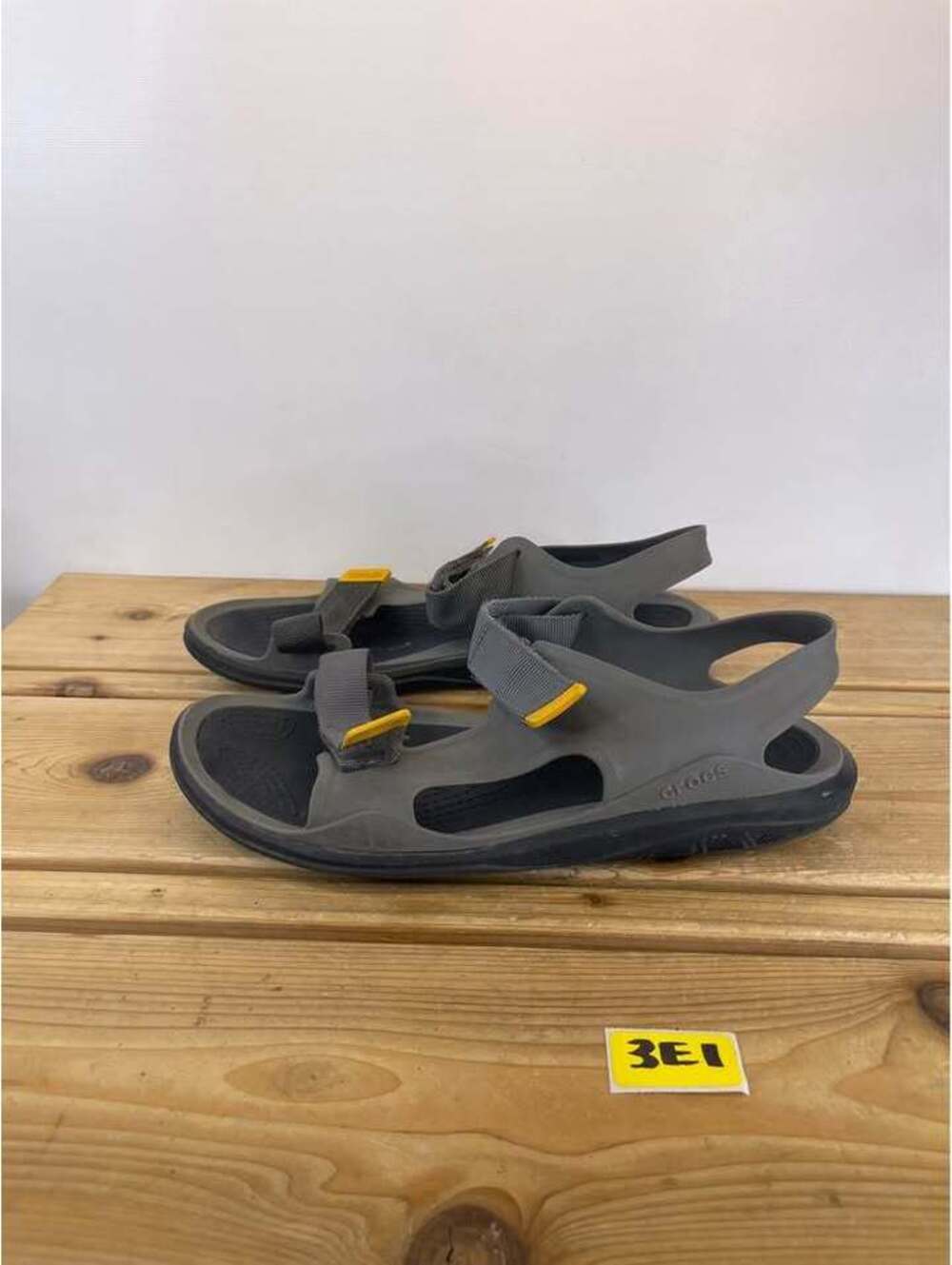 Crocs Swiftwater Sandals Grey M11